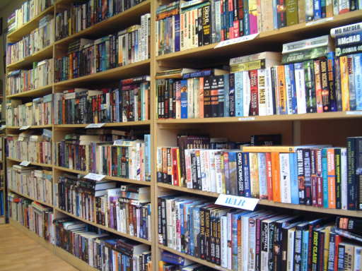 Quality used books Dundee.