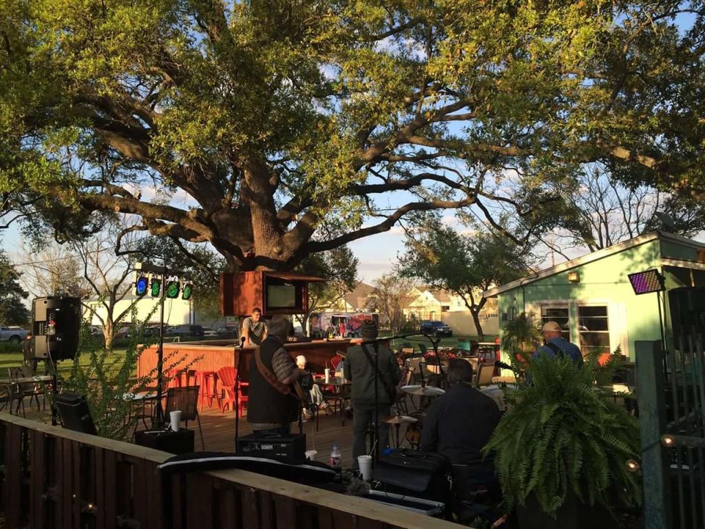 Toddy Oaks Winery Brewery & Distillery 20116 Franz Rd, Katy, TX, 77449