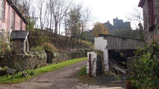 Carreg Cennen Castle in the background