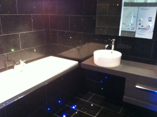 npm bathrooms showroom
