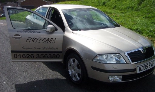 up to 4 seat airport transfer taxi
