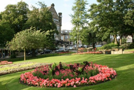 Crash Courses in Driving are based in the picturesque town of Harrogate