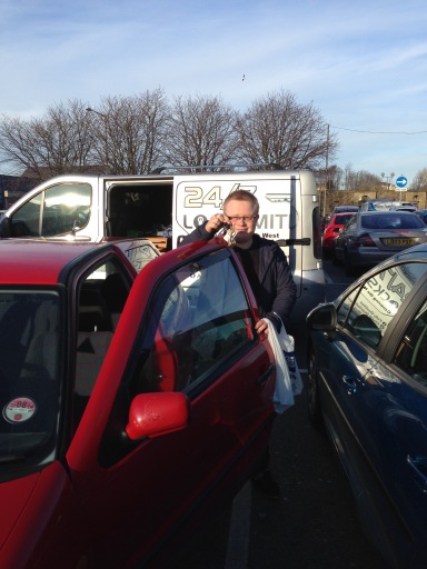 customer locked his keys in the car