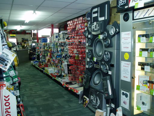 Large open shopping environment