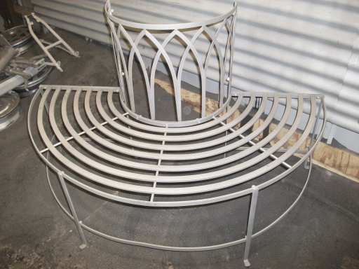 garden seat sandblasted by zanblast, ready for powder coating