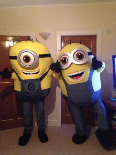Minion costume hire, Minions