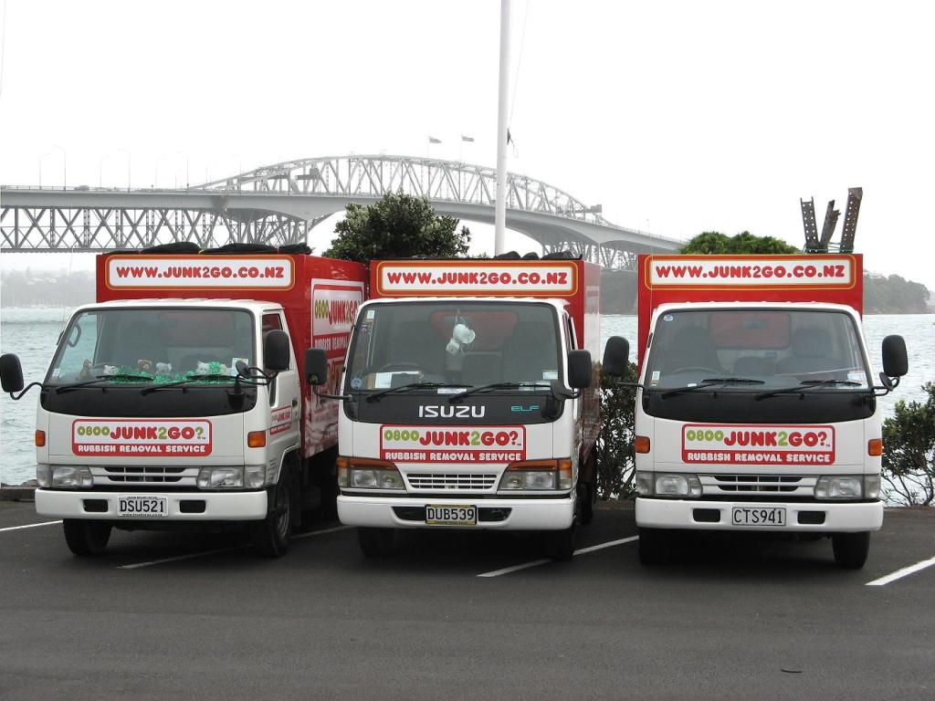 Auckland Rubbish Removal by 0800 JUNK2GO Victoria Street West