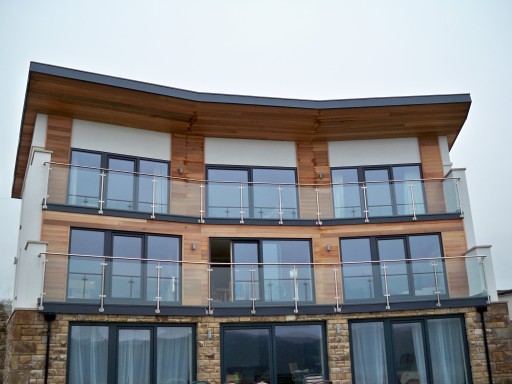 Stainless Steel &amp; Glass Balcony Balustrade