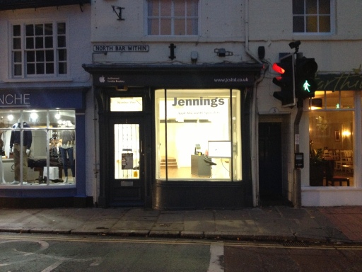 Jennings Mac and PC Centre Beverley