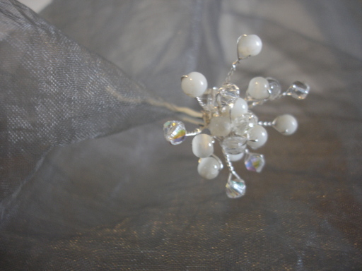 Modern elegant hairpins and combs