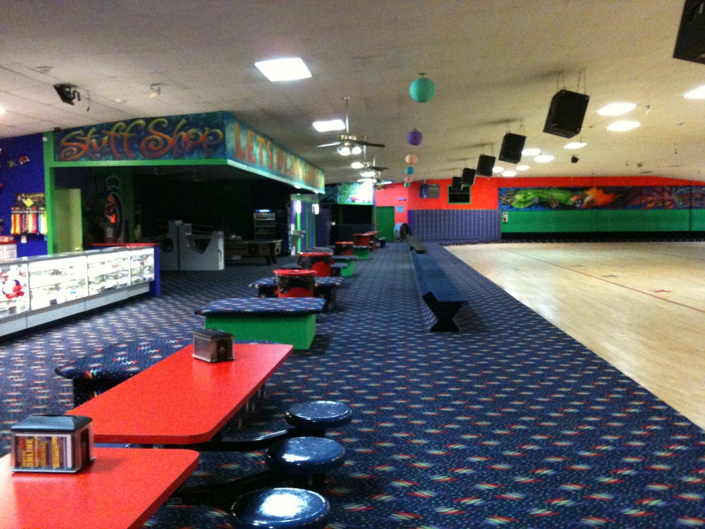 Sparkles Family Fun Center of Smyrna 666 Smyrna Hill Drive, Smyrna, GA