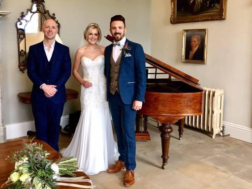 Wedding Pianist For Hire