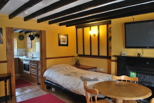 Teesside Self Catering Accommodation - Yarm Cottages 4 U