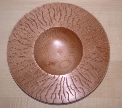 Carved Tulipwood bowl 10 inches diameter