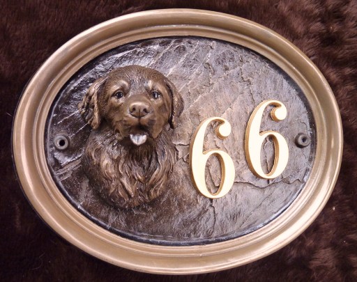 Dog house plaque