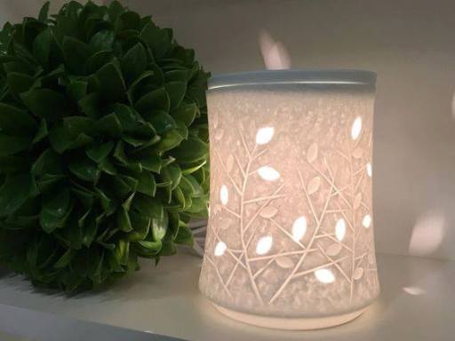 Scentsy Crystl Woods electric wax warmer