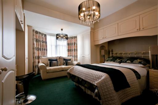 Double en-suite bedroom