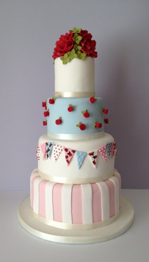 Shabby chic wedding cake
