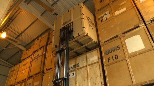 Manns Removals has safe and secure storage for your possessions in our state of the art warehouse.