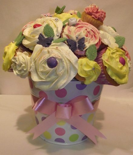 Delicious Cupcakes Bouquet