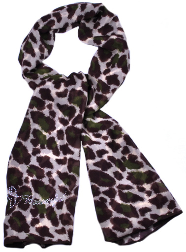 various kinds of scarves available at veryselection.com