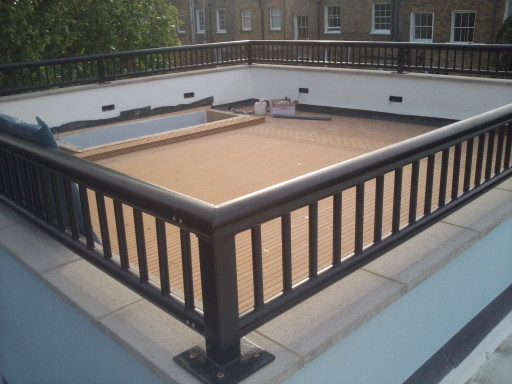 Roof balcony with teak deck (Chelsea)