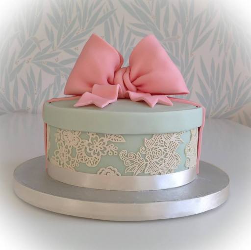 30th Birthday Hatbox cake