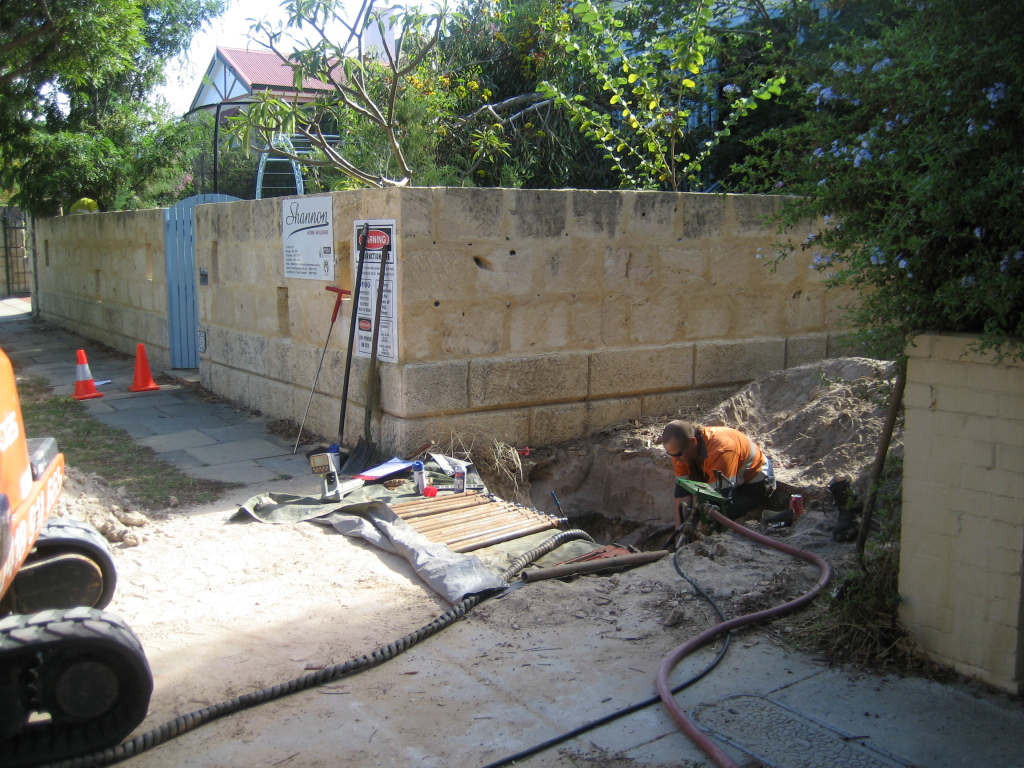 Under Road Boring WA Unit 5/1830 Albany Highway, Maddington, 6109