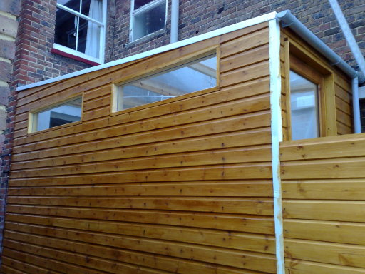 Timber Lean-too, insulated, plastered with amenities