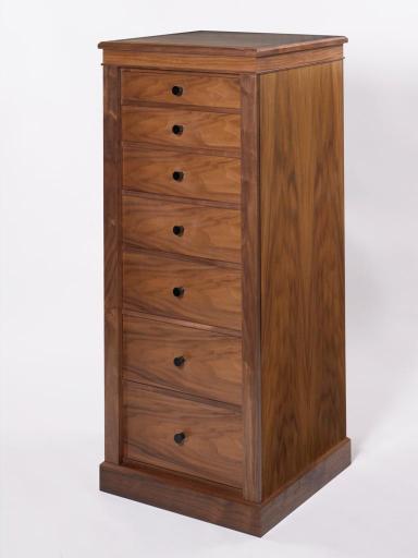 Wellington Chest in walnut