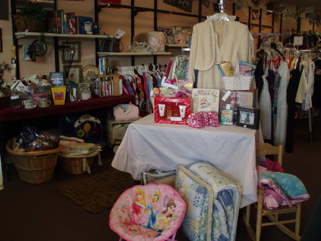 Christina's Consign Mint 18 McDermott Ave, Torrington, CT, 06790