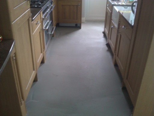 floor screeding prior to karndean floor being fitted