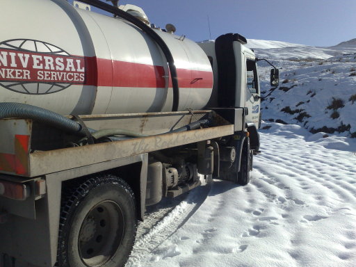 Our 2000 Gallon 4x4 Daf will go anywhere and carrys 1000g of fresh water