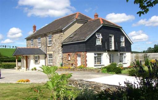 Lobhill Farmhouse Bed and Breakfast