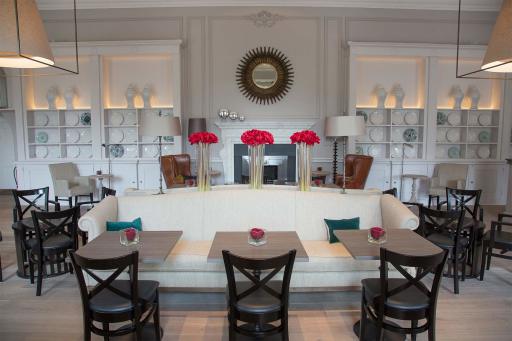 The Romney - Bar