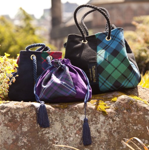 Tattimole handbags in a variety of sizes and tartans.