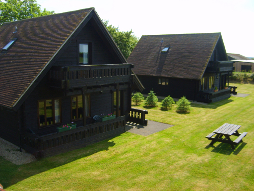 Hardy &amp; Wessex Chalet, Dorset self catering. Stour Cross Farm