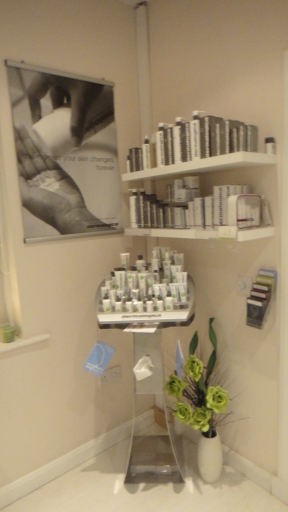Dermalogica Tester Display Stand