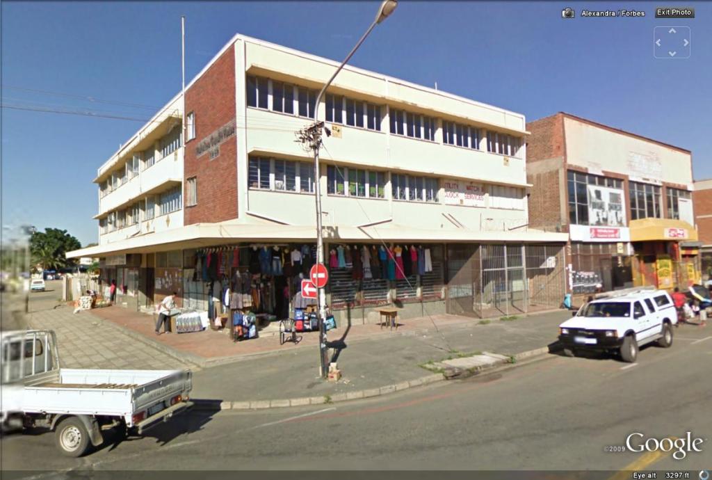 LOCK & KEY CENTRE Shop 12 Gandhi House, LADYSMITH, 3370