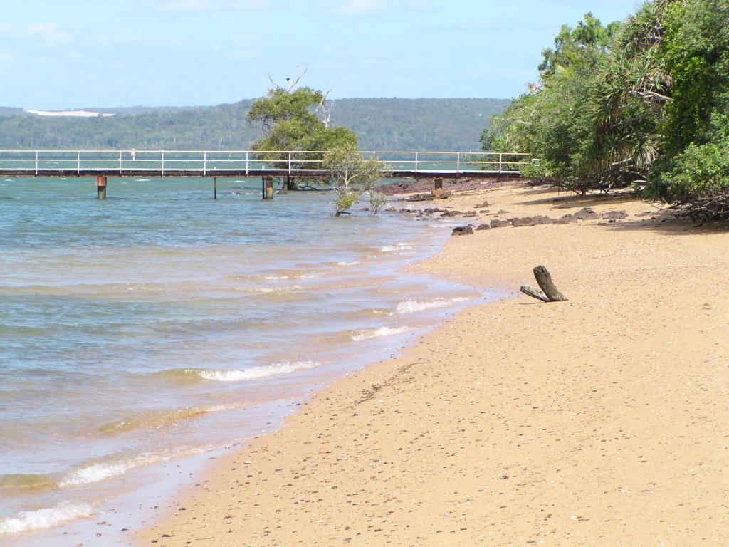 T.Barclay Real Estate 4/36 Southsea Tce, Macleay Island, 4184