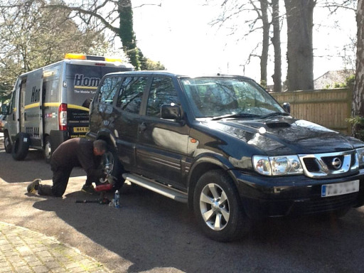 Fitting tyres to a 4x4