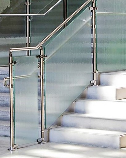 Glass &amp; Stainless Steel Balustrade System