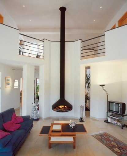 The stunning Paxfocus wall mounted fire. Height is no restriction for these models.