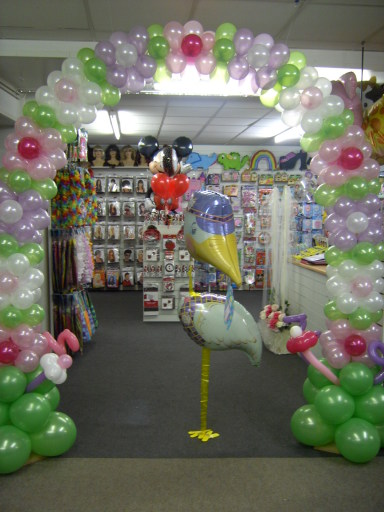 Balloon Flower Arch