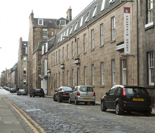 Fountain Court Apartments - Stewart