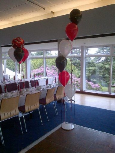 Dancefloor spiral balloons