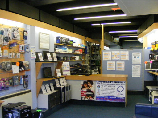 1st Direct PC & Laptop Repair Interior