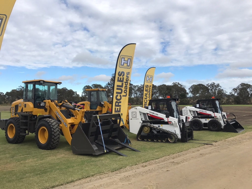 Brisbane Mini Excavator Sales / Hercules Loaders 28 Old Pacific Highway