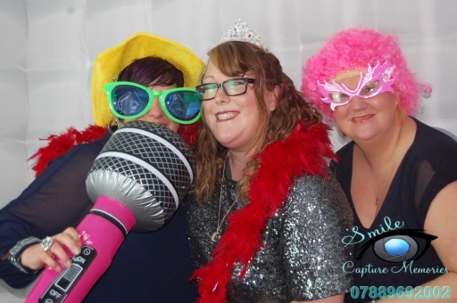 Smile Capture Memories Photo Booth Hire Pic 1