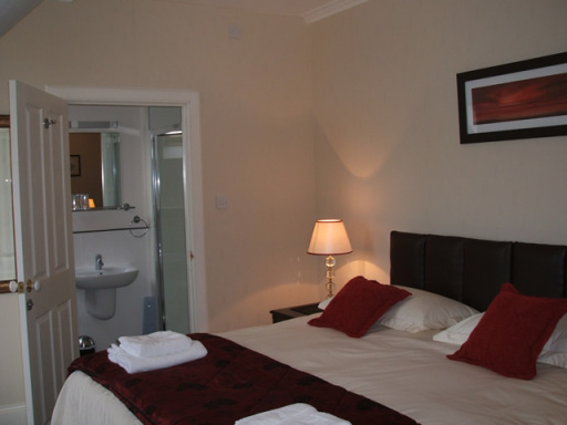 Room at Linksview guest house carnoustie golf
